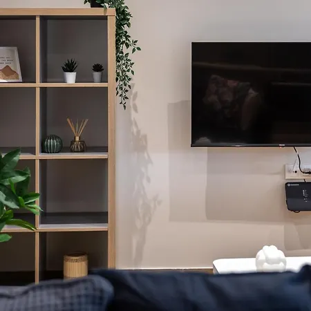 Mikrolimano Gem: Serene 1br